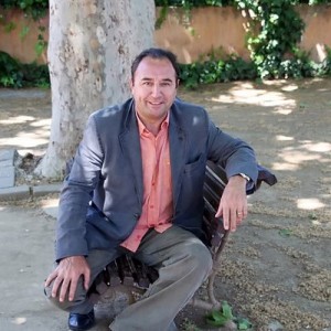 Lee más sobre el artículo Toni Sevilla gana el premio al mejor actor en el Festival Cine de Comedia de Tarazona y El Moncayo por su trabajo en «Radio Taxi»